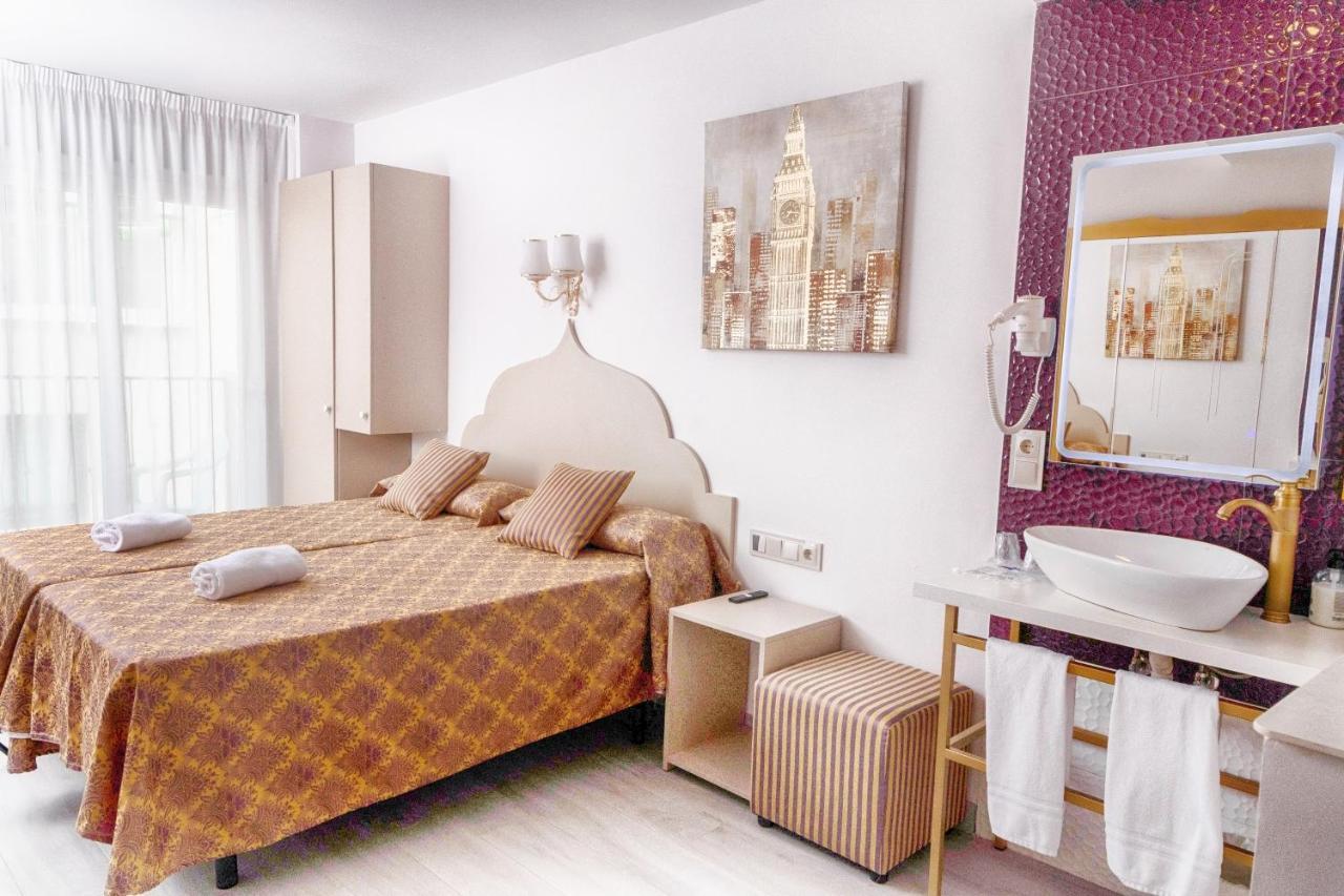 Hotel Clopy Rocamar Benidorm Zewnętrze zdjęcie