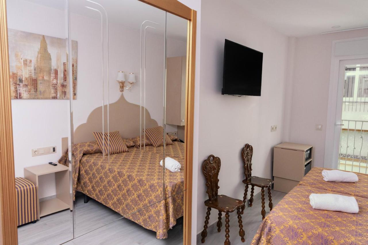 Hotel Clopy Rocamar Benidorm Zewnętrze zdjęcie